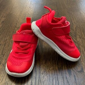 Awesome Bright Nike Kids Red Athletic Shoes Size 8C